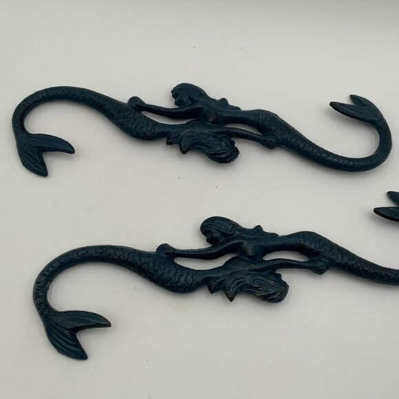 Pair of Large Cast Iron Sungmor Mermaid "S" Hanging Hooks - Picture 5 of 7